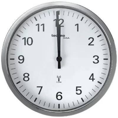 Technoline WT 8950 Horloge murale radio-pilot&eacute;e &Oslash; 30 cm (Chrome)
