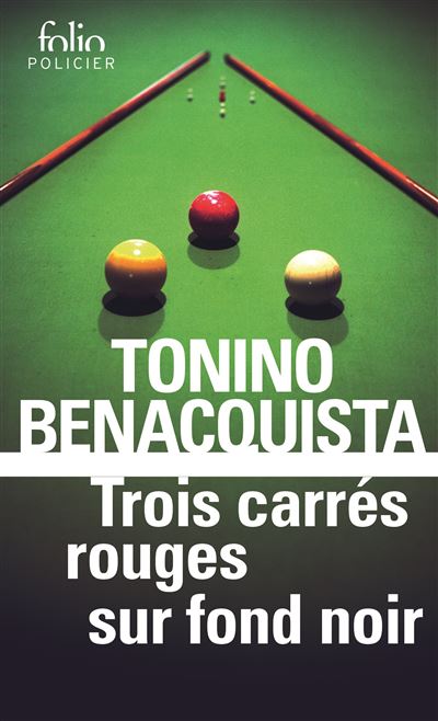 Trois carr&eacute;s rouges sur fond noir