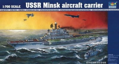 TRUMPETER  Bague kit de mod&egrave;le Porte-Avions URSS Minsk