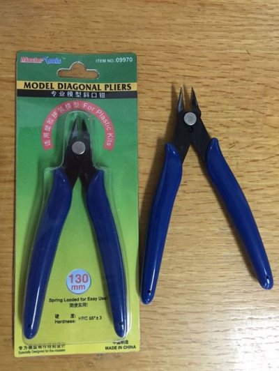 TRUMPETER  Diagonal Pliers. Suitable for precision cutting fine metal