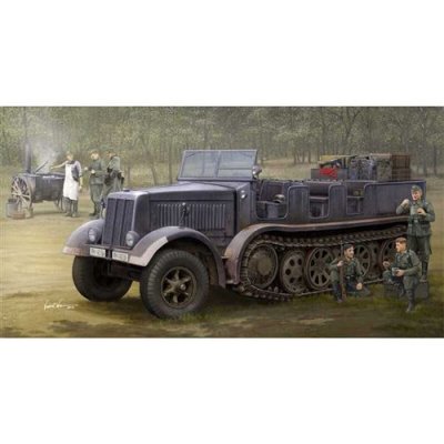 TRUMPETER  Tracteur d'artillerie allemand &agrave; demi-chenille Sd.Kfz.8 DB9