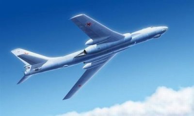 TRUMPETER Tu-16k-26 Badger G - 1:144e - 