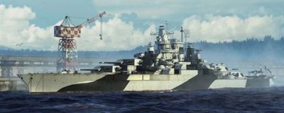 TRUMPETER Uss Tennessee Bb-43 1944 - 1:700e - 
