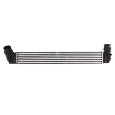 VALEO  Intercooler (&eacute;changeur d'air) 818878 RENAULT MEGANE
