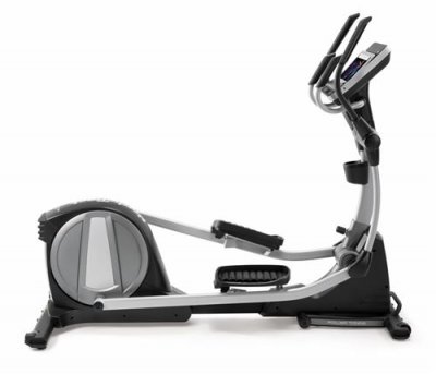  V&eacute;lo elliptique Space Saver SE9i connect&eacute; iFIT/ 24 niveaux de r&eacute;sistance