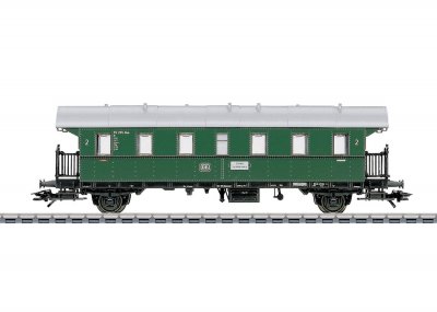 MARKLIN Voiture de voyageurs H0 de la DB 2E CL.
