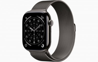 Watch Series 11 GPS + Cellular 42mm Boitier en Titane Ardoise avec Bracelet Milanais Noir