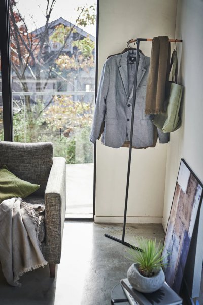 Yamazaki - Porte manteau d'angle en m&eacute;tal Corner noir