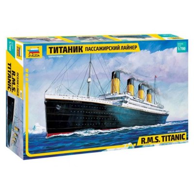 ZVEZDA  Maquette bateau : R.M.S. Titanic